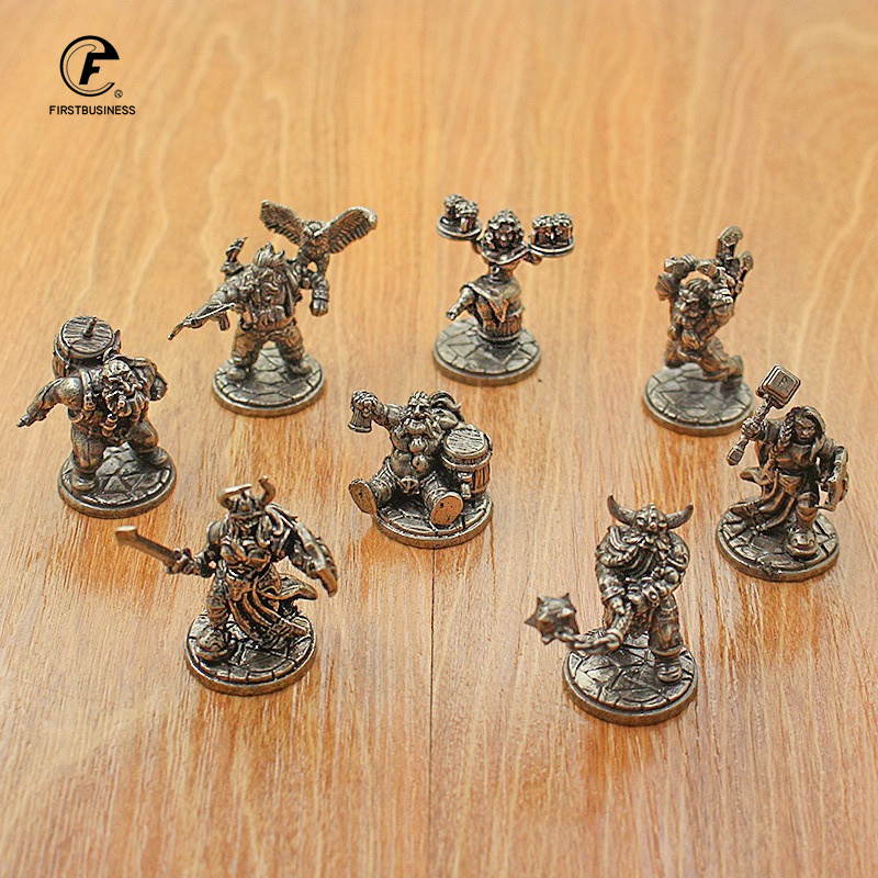 Board Game Design - Vintage biały mosiądz miniaturowy karzeł wojownik