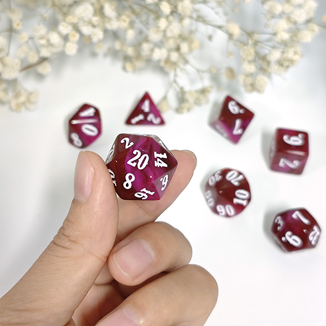 7-częściowy zestaw akrylowych  – Board Game Font recenzja i cena